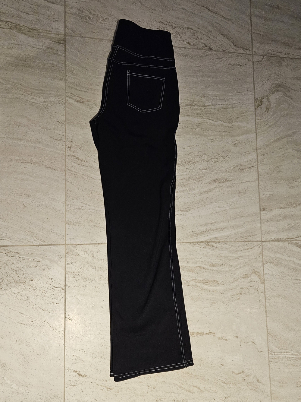 Women’s Black Stretch Leggings with Contrast Stitching